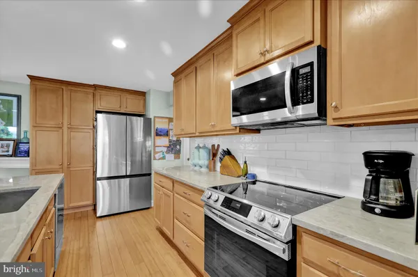 $505,000 | 937 Louise Avenue, Lancaster, PA 17601