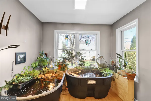 $505,000 | 937 Louise Avenue, Lancaster, PA 17601