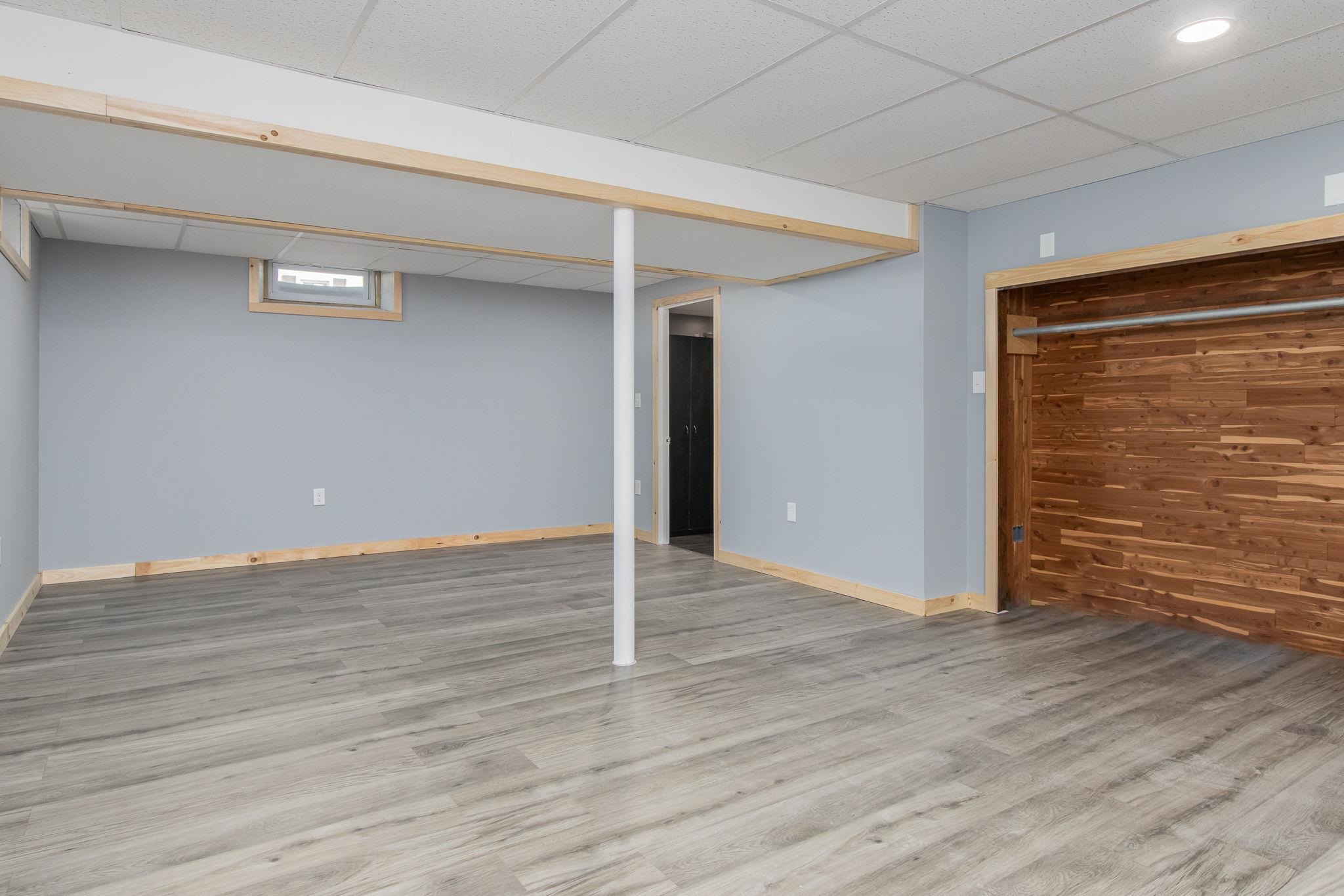 2 Denise Street Nashua, NH 03063 - Photo 35 of 54