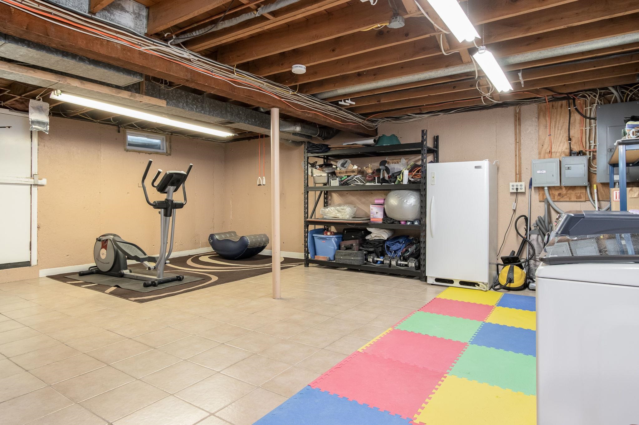 2 Denise Street Nashua, NH 03063 - Photo 40 of 54