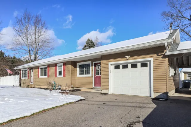 $539,900 | 2 Denise Street, Nashua, NH 03063