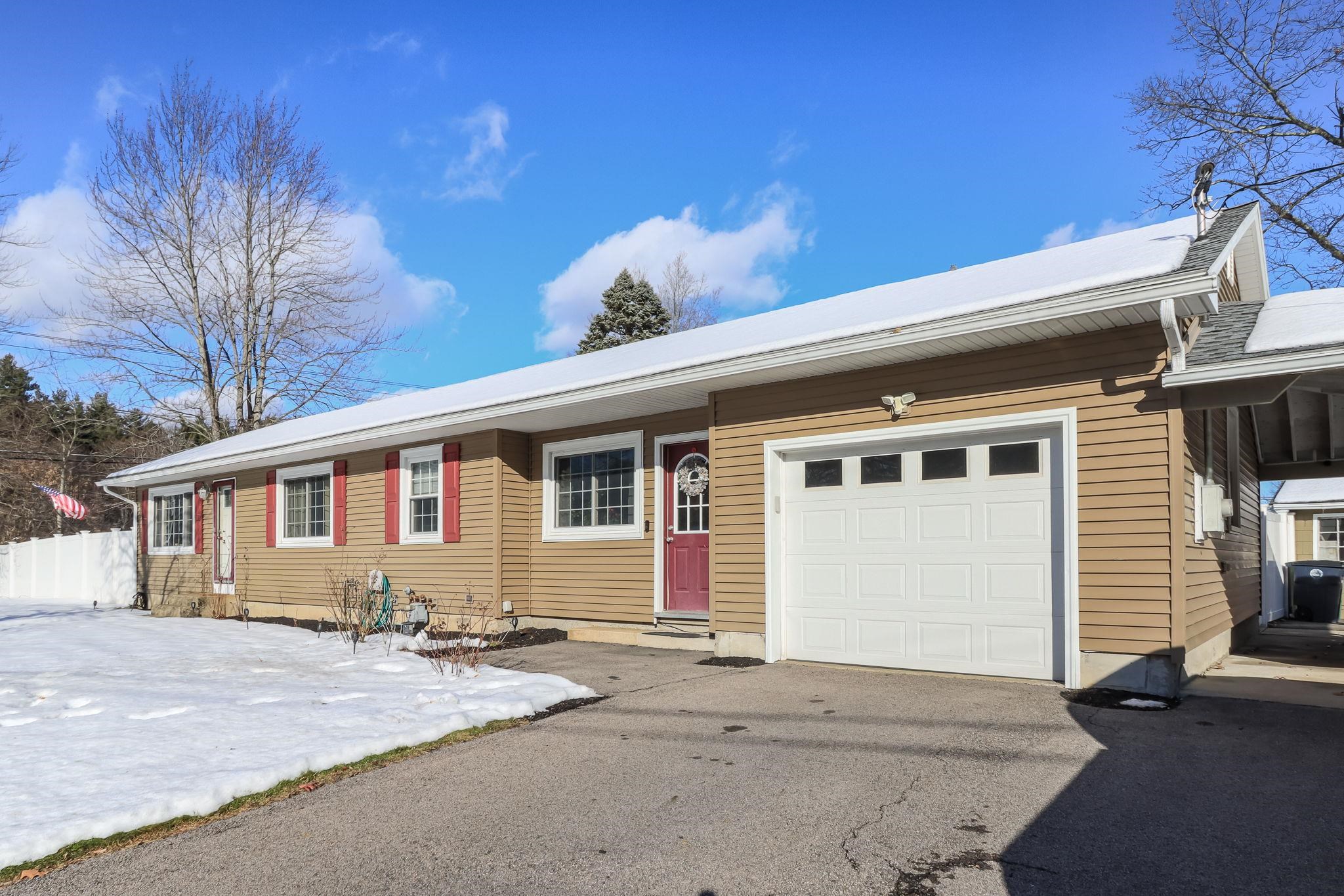 2 Denise Street Nashua, NH 03063 - Photo 4 of 54