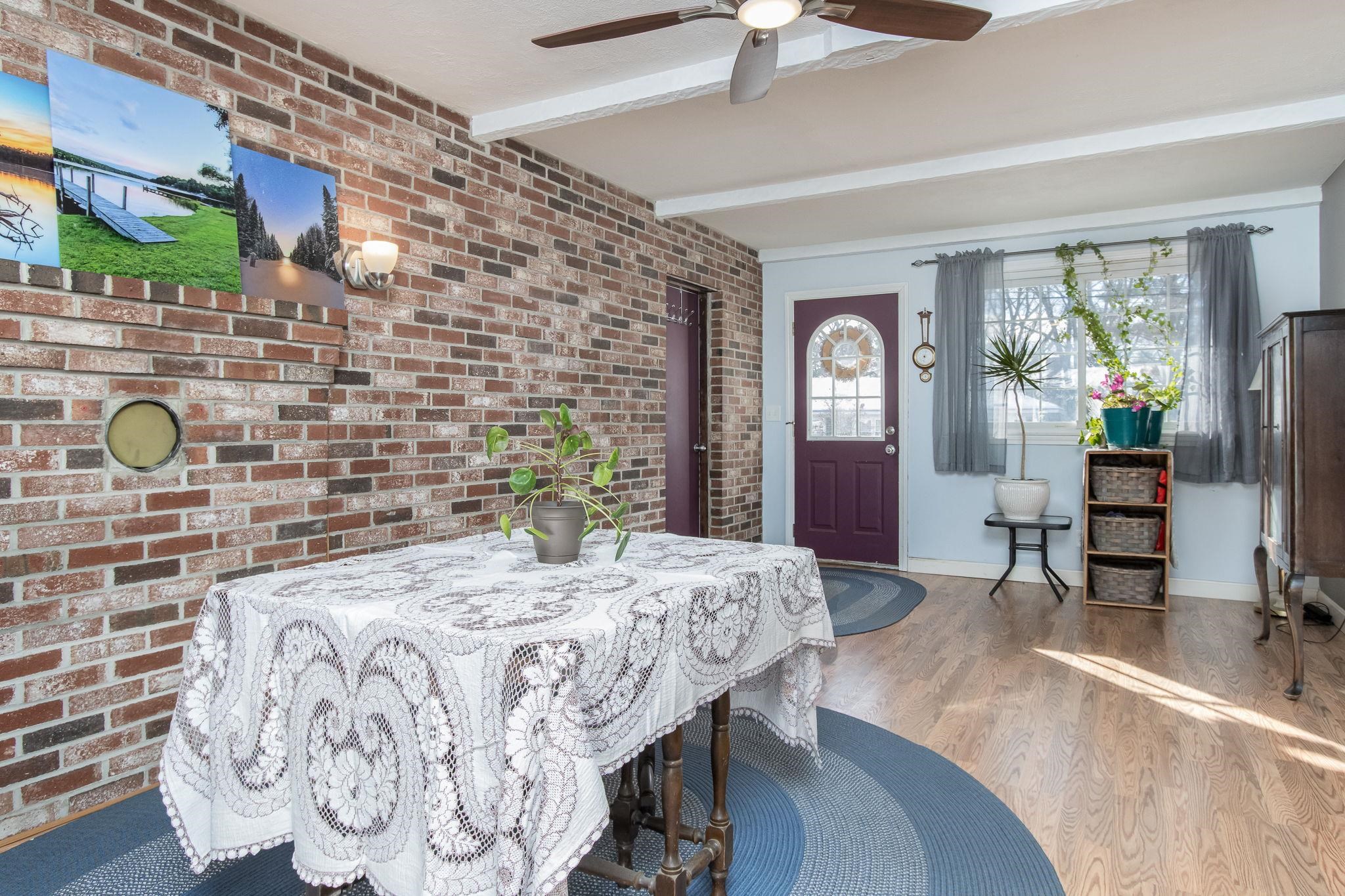 2 Denise Street Nashua, NH 03063 - Photo 7 of 54