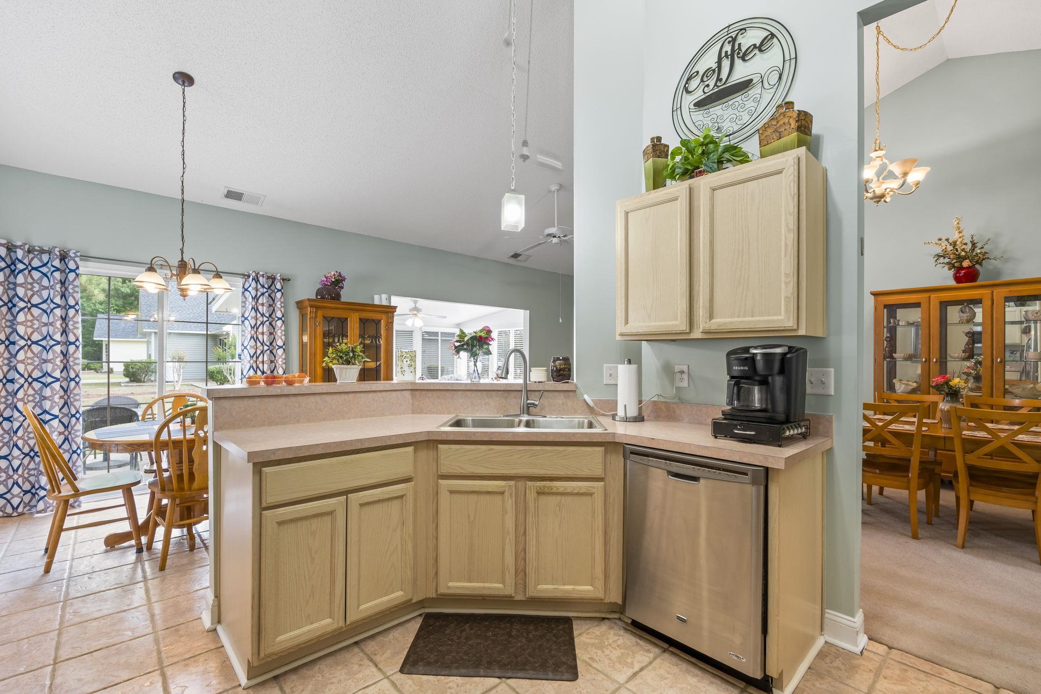 706 Helms Way Conway, SC 29526 - Photo 10 of 40