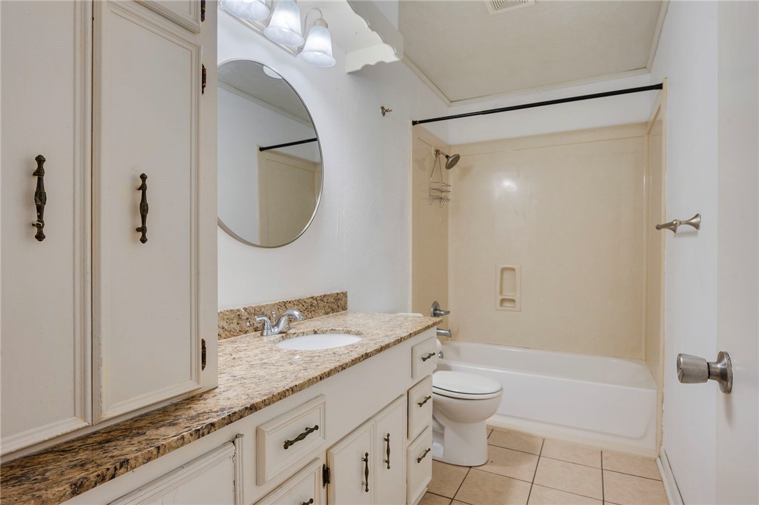 919 North Hull Street Caldwell, TX 77836 - Photo 11 of 31