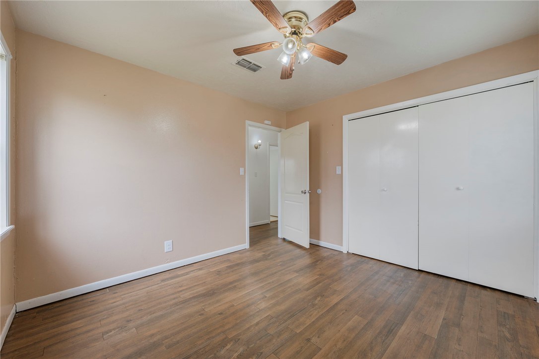 919 North Hull Street Caldwell, TX 77836 - Photo 17 of 31