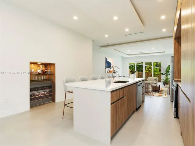$1,850,000 | 1720 Southwest 20th Street, Fort Lauderdale, FL 33315