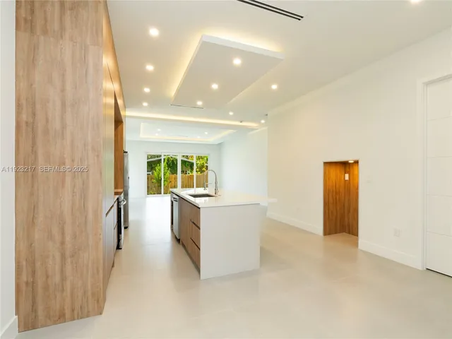 $1,850,000 | 1720 Southwest 20th Street, Fort Lauderdale, FL 33315