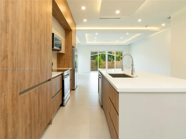 $1,850,000 | 1720 Southwest 20th Street, Fort Lauderdale, FL 33315