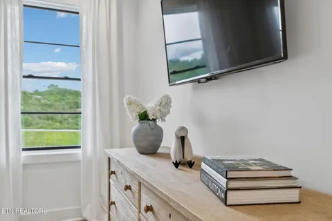 $725,000 | 9835 Clingmans Dome Drive, Knoxville, TN 37922