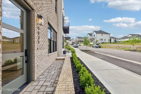 $725,000 | 9835 Clingmans Dome Drive, Knoxville, TN 37922