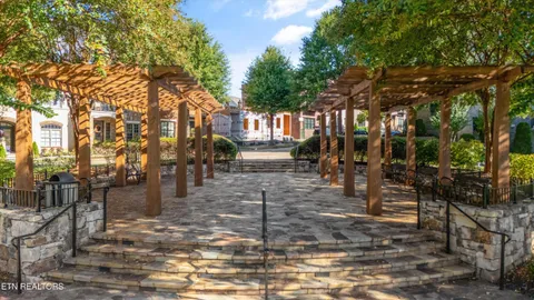 $725,000 | 9835 Clingmans Dome Drive, Knoxville, TN 37922