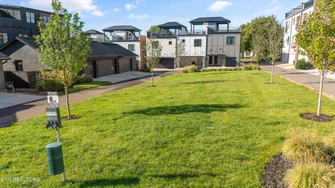 $725,000 | 9835 Clingmans Dome Drive, Knoxville, TN 37922