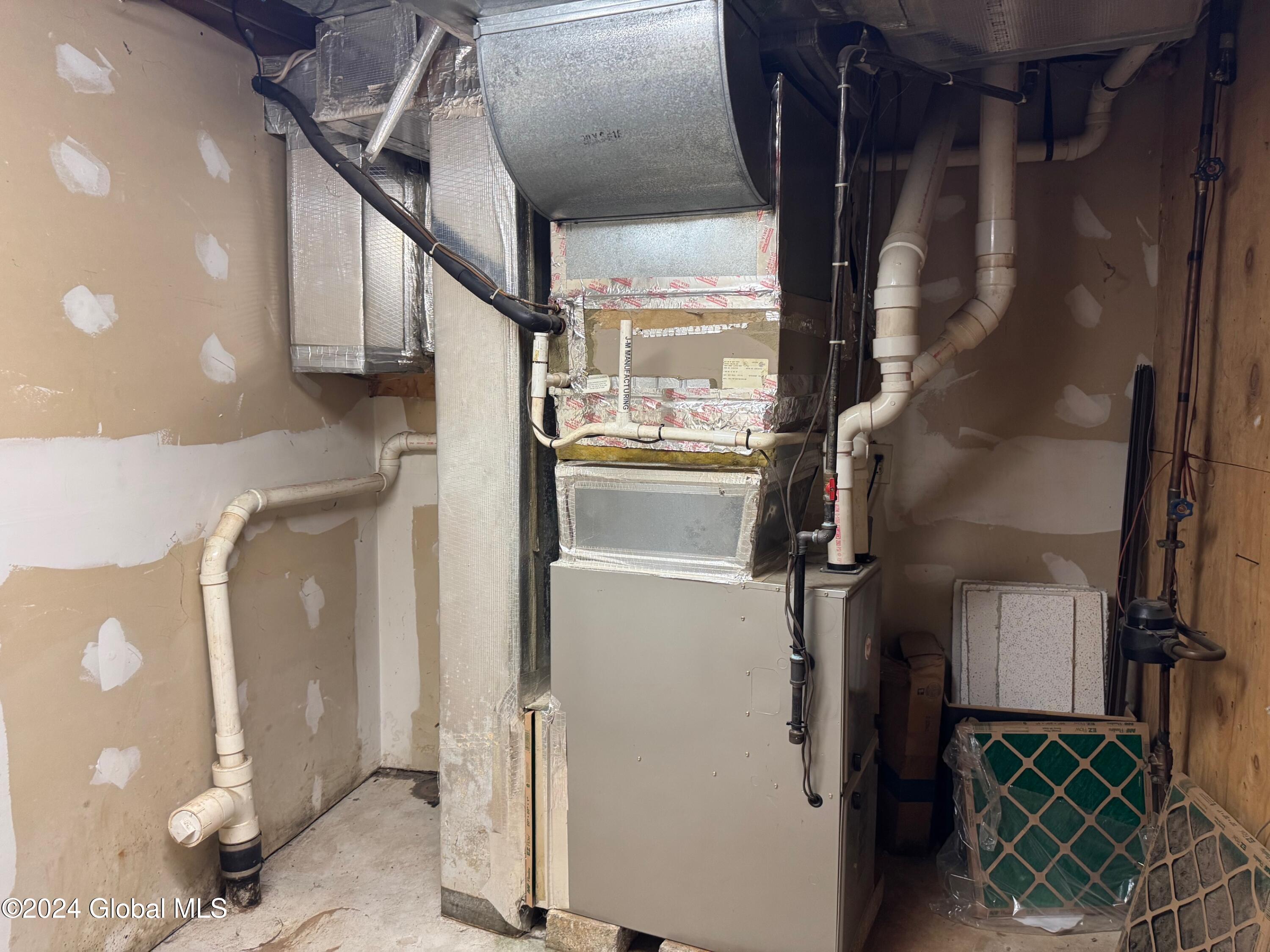 20 Westover Road Troy, NY 12180 - Photo 19 of 20 Furnace