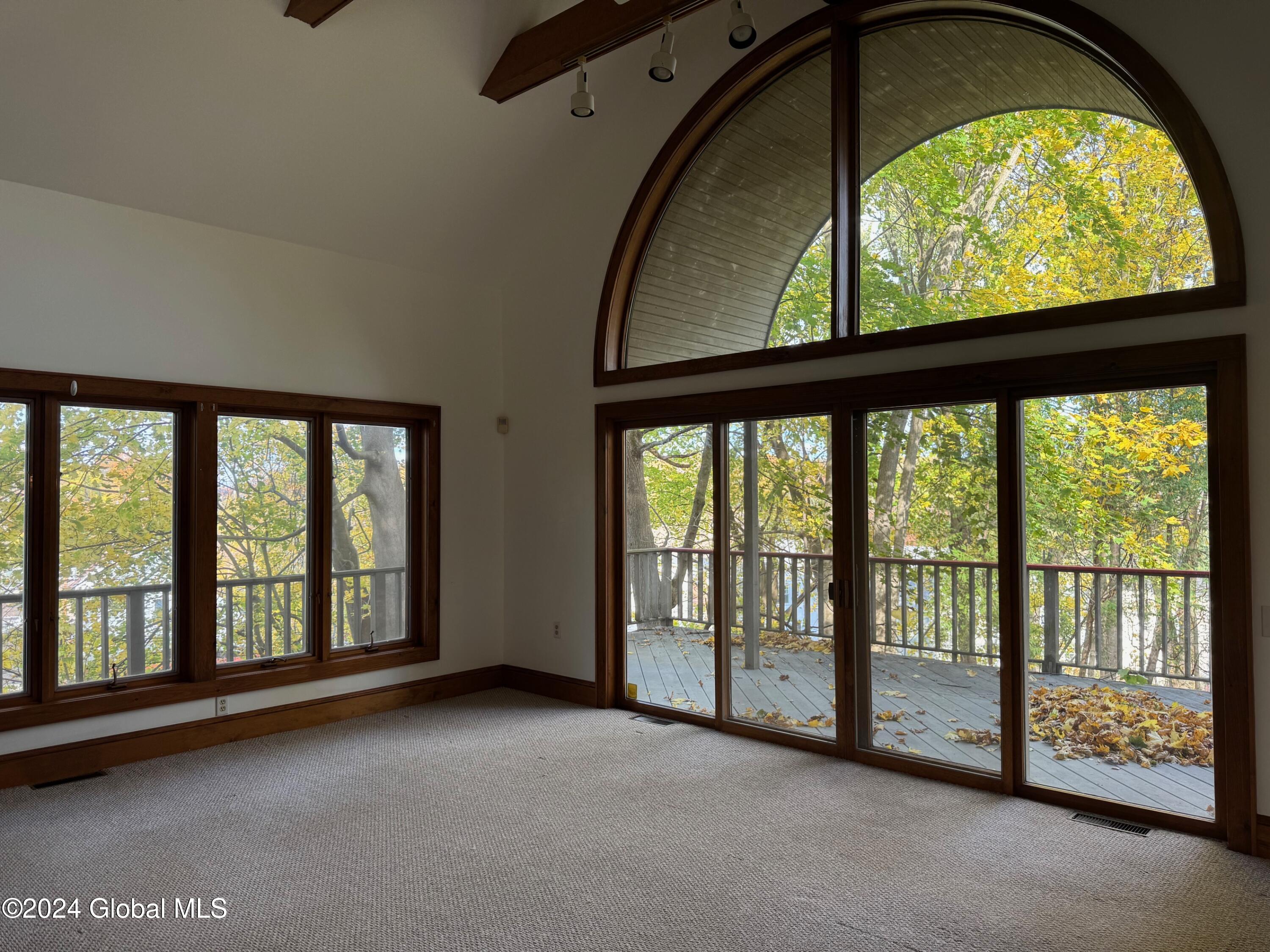 20 Westover Road Troy, NY 12180 - Photo 2 of 20 Living Room 1
