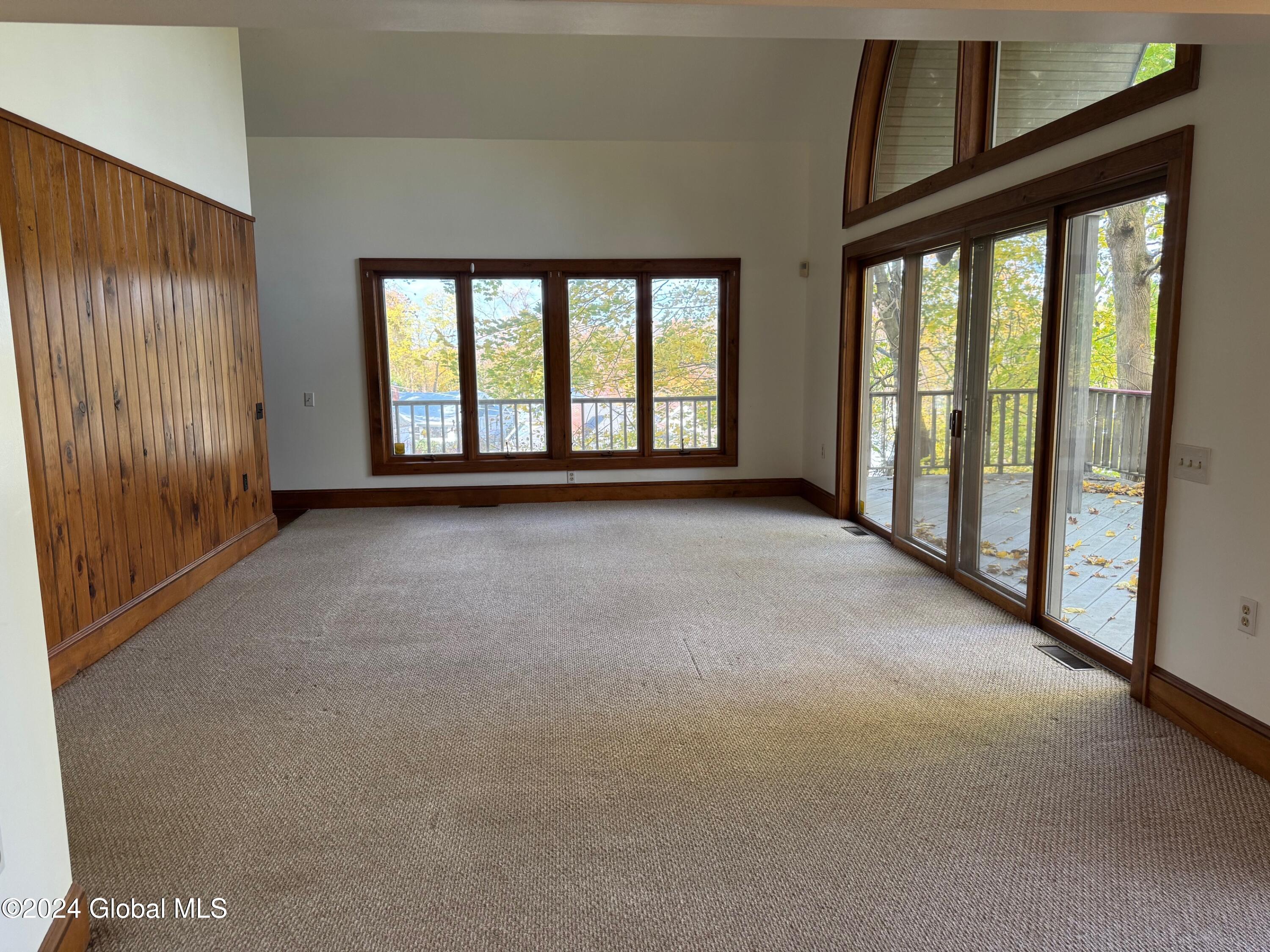 20 Westover Road Troy, NY 12180 - Photo 3 of 20 Living room 2