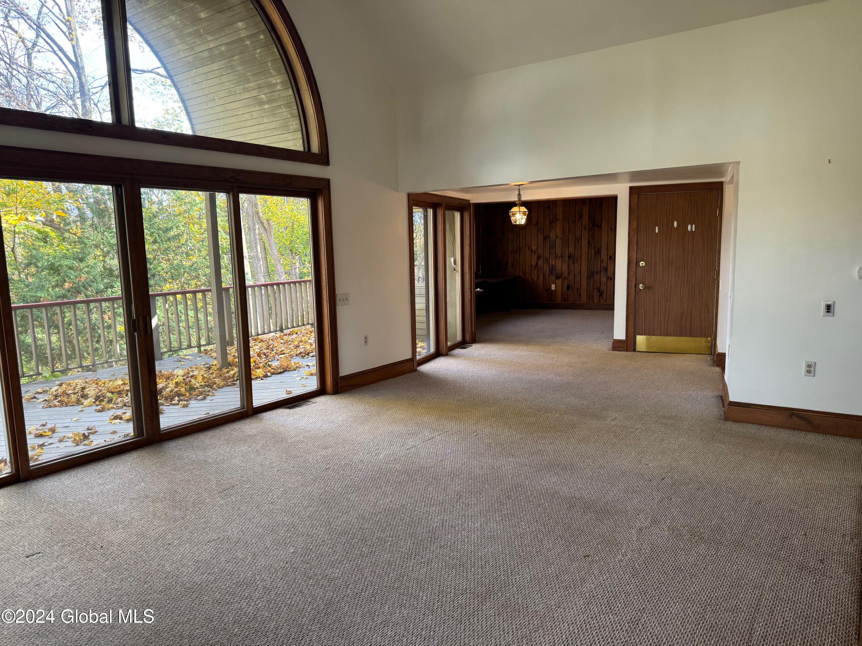20 Westover Road Troy, NY 12180 - Photo 4 of 20 Living Room 3
