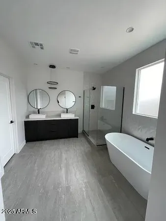 $3,600 | 2826 North 28th Place, Phoenix, AZ 85008