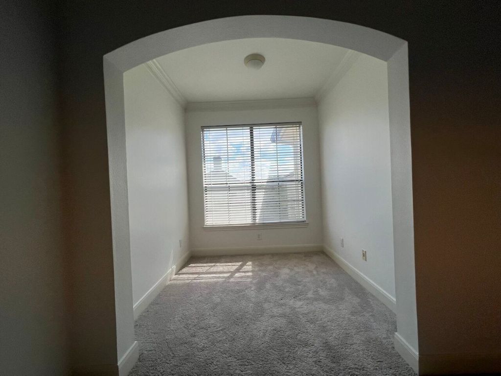 7701 Rialto Boulevard, Unit 1232 Austin, TX 78735 - Photo 28 of 39