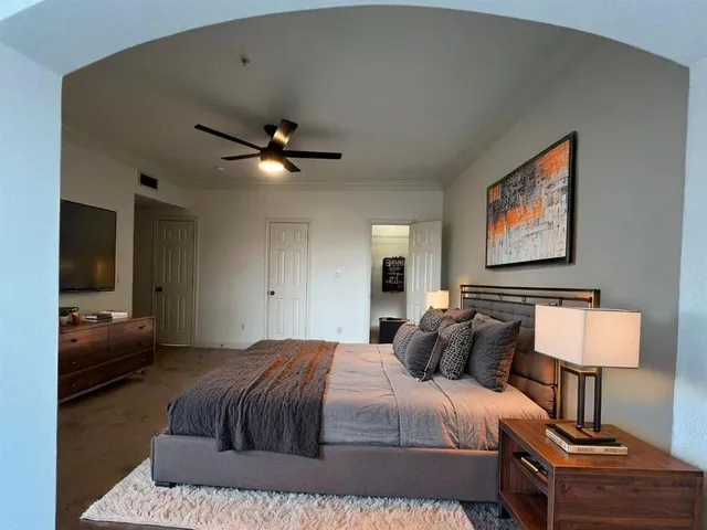 $1,750 | 7701 Rialto Boulevard, Unit 1232, Austin, TX 78735