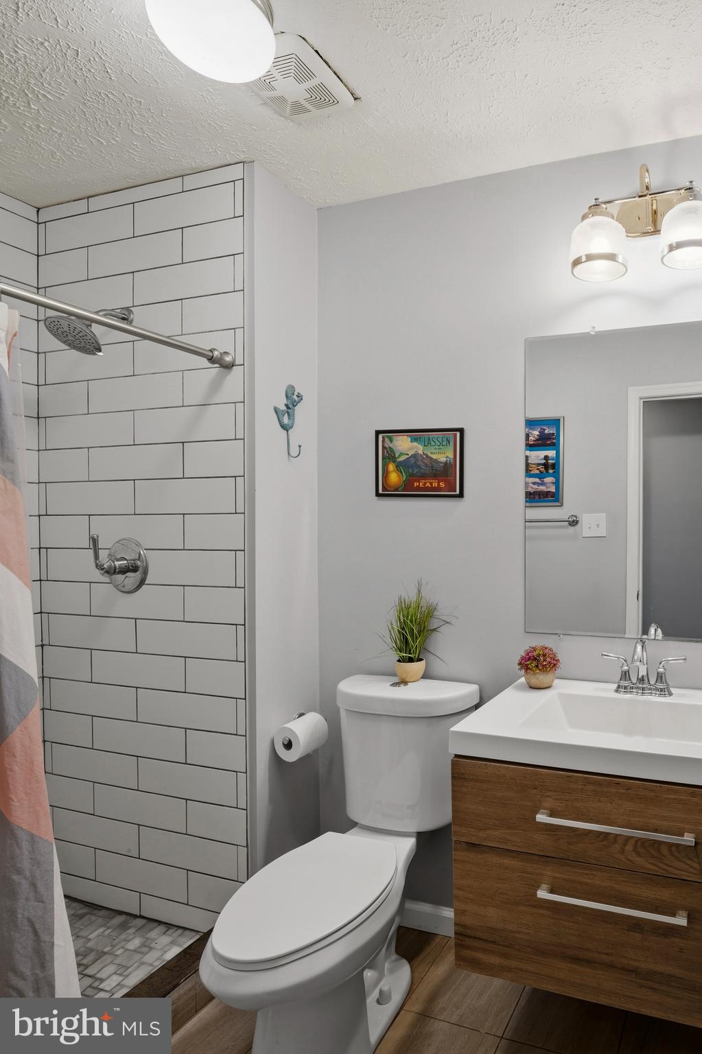 864 Snow Valley Lane Odenton, MD 21113 - Photo 25 of 42 Bathroom 3