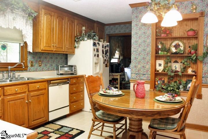 1803 Elrod Road Piedmont, SC 29673 - Photo 6 of 34 Gallery Image 6