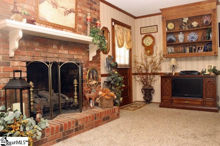 1803 Elrod Road Piedmont, SC 29673 - Photo 7 of 34 Gallery Image 7