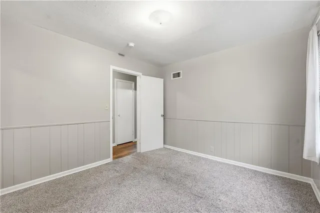 $275,000 | 7308 West 75th Street, Overland Park, KS 66204