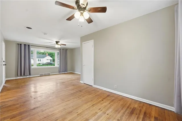 $275,000 | 7308 West 75th Street, Overland Park, KS 66204