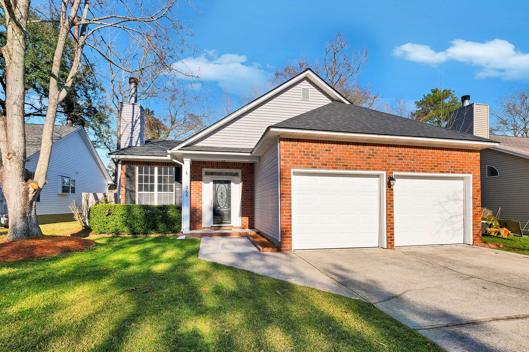 365 Bertram Road Summerville, SC 29485 - Photo 1 of 17 Welcome Home