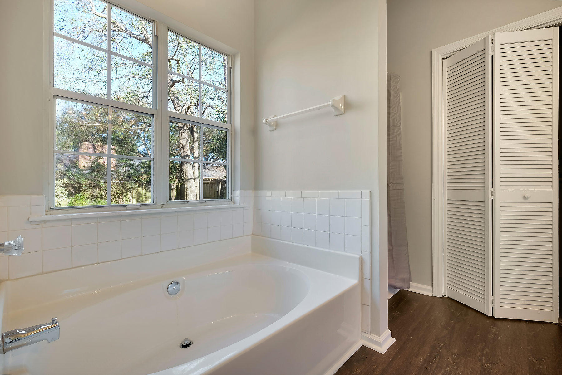 365 Bertram Road Summerville, SC 29485 - Photo 11 of 17 Master bath