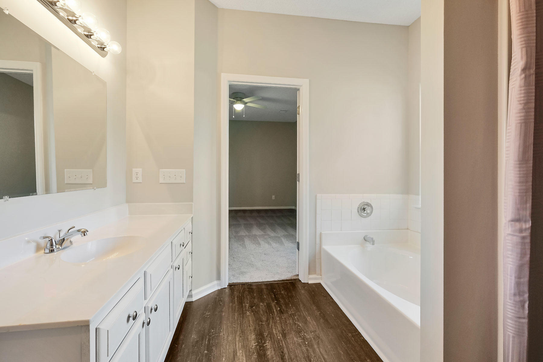 365 Bertram Road Summerville, SC 29485 - Photo 9 of 17 Master bath