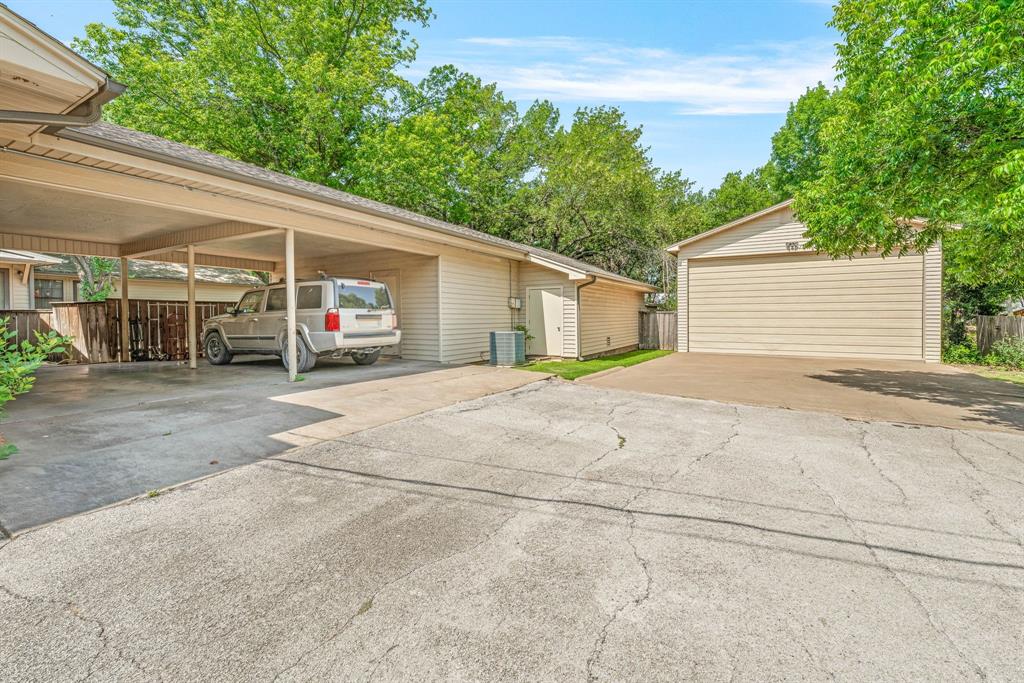 1222 Kentucky Street Graham, TX 76450 - Photo 33 of 37 a view of a house with a street
