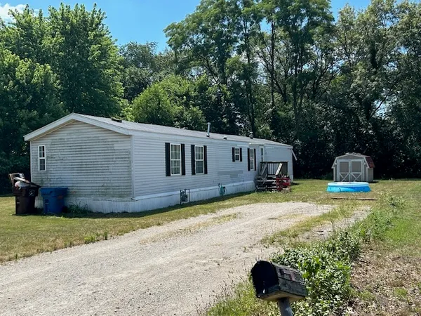 $79,900 | 745 East Mary Lane, Godley, IL 60407
