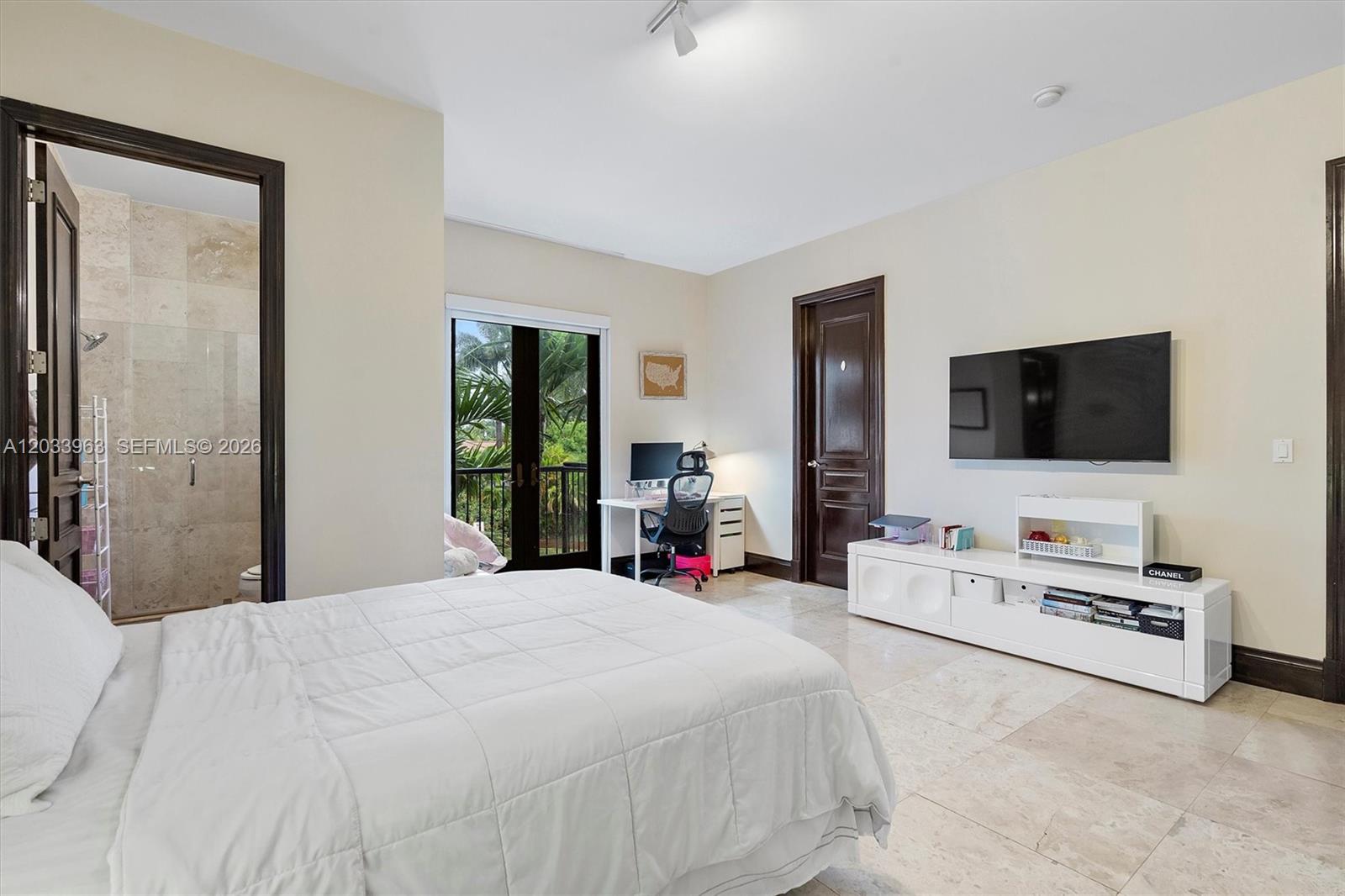 18825 North Bay Road Sunny Isles Beach, FL 33160 - Photo 38 of 76