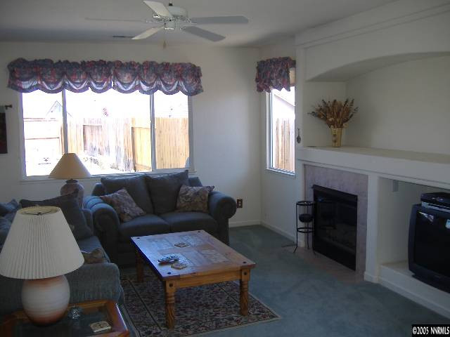 10680 Vista Bella Lane Reno, NV 89521 - Photo 5 of 9 Photo 5