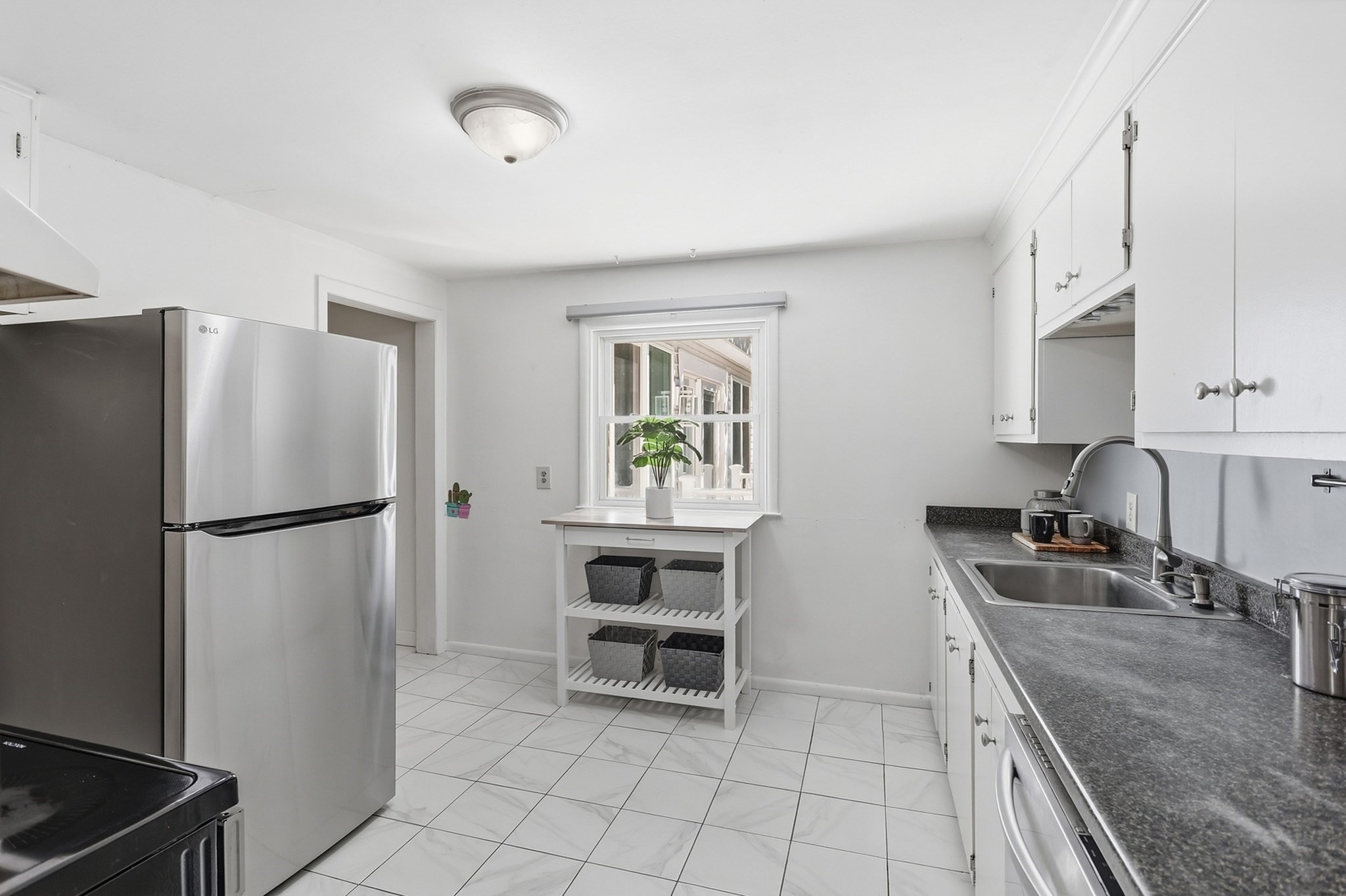 75 Proctor Road Chelmsford, MA 01824 - Photo 12 of 28 Gallery Image 12
