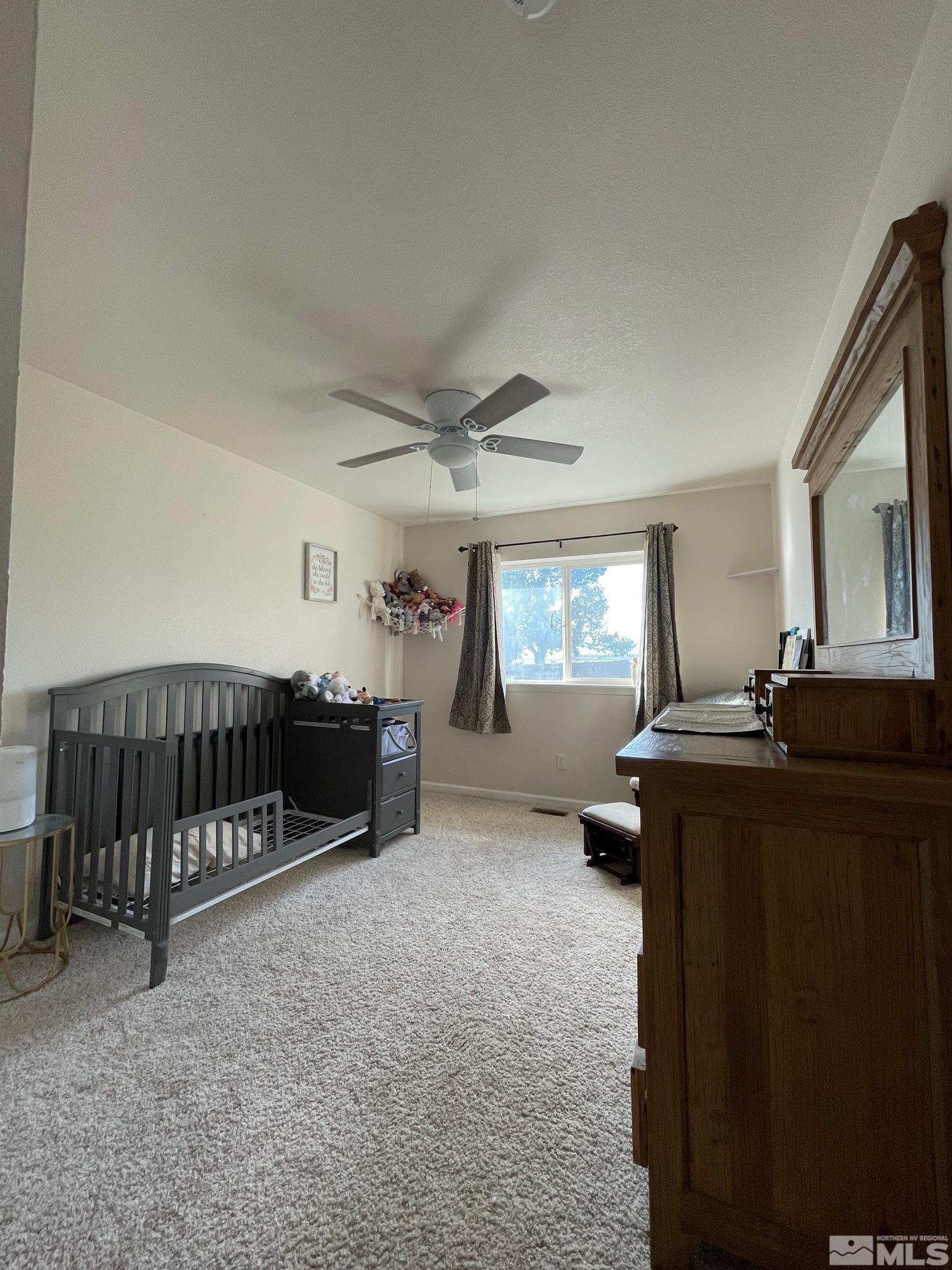 17 Mason Road Yerington, NV 89447 - Photo 18 of 36 a living room with furniture