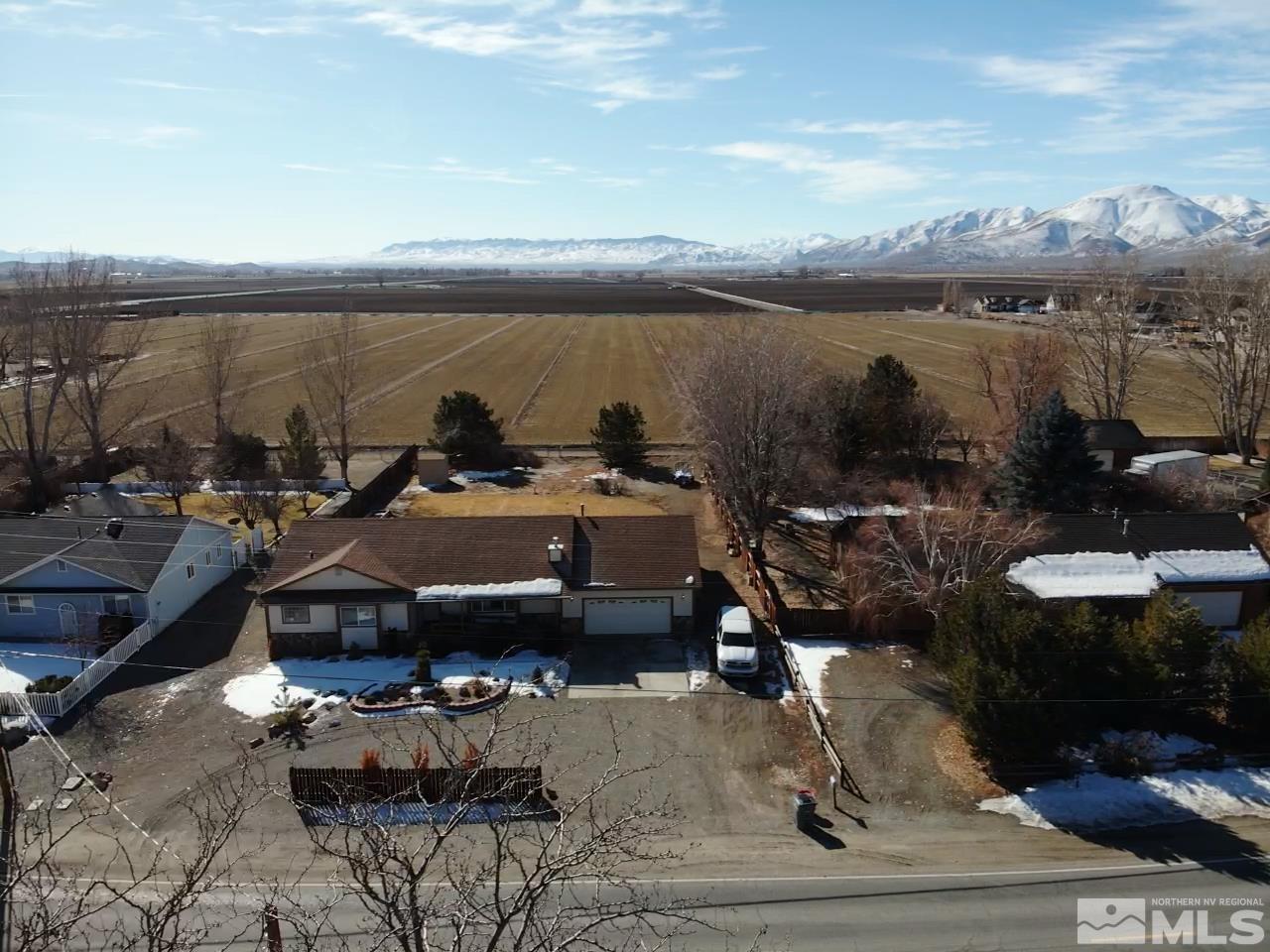 17 Mason Road Yerington, NV 89447 - Photo 35 of 36 a view of a terrace with sitting area