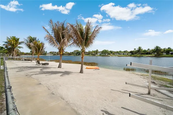 $1,699,000 | 11012 Southwest 117th Street, Miami, FL 33176