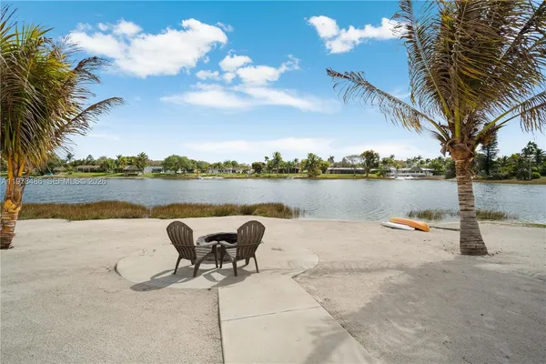 $1,699,000 | 11012 Southwest 117th Street, Miami, FL 33176