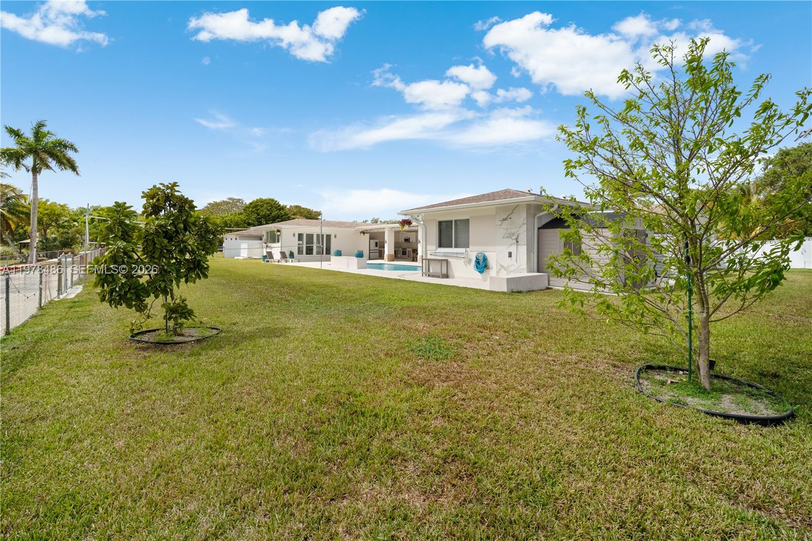 11012 Southwest 117th Street Miami, FL 33176 - Photo 13 of 98