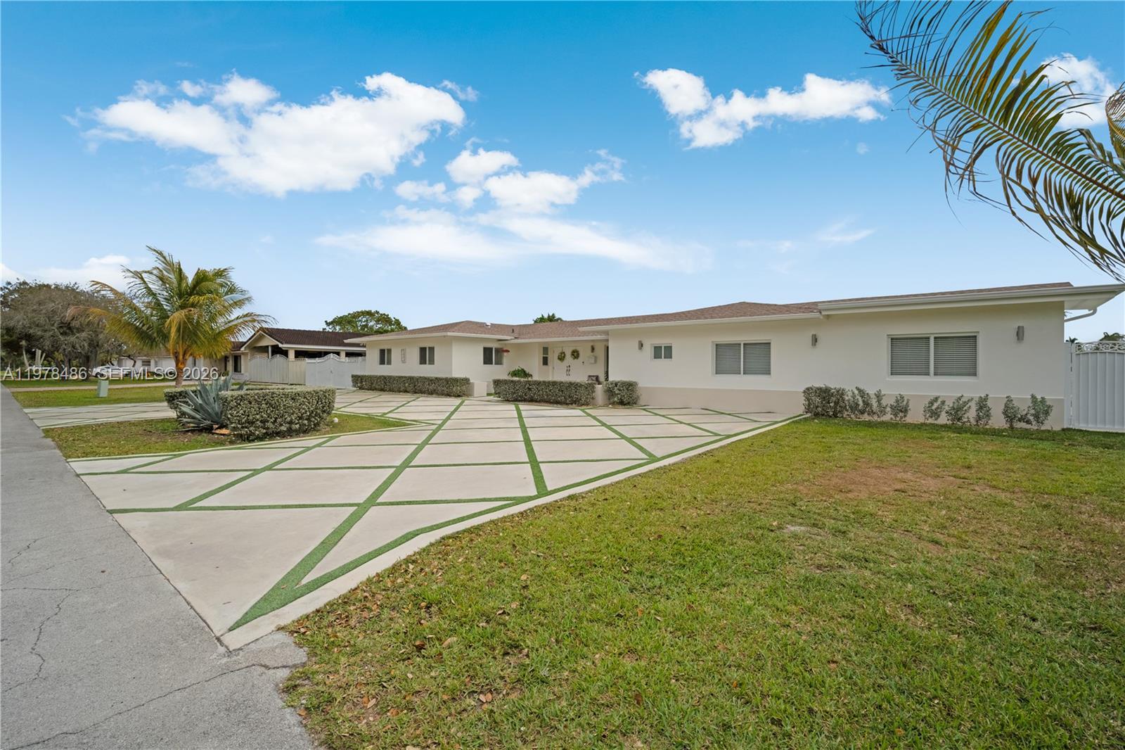 11012 Southwest 117th Street Miami, FL 33176 - Photo 3 of 98