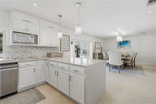 $1,699,000 | 11012 Southwest 117th Street, Miami, FL 33176