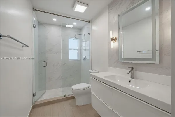 $1,699,000 | 11012 Southwest 117th Street, Miami, FL 33176