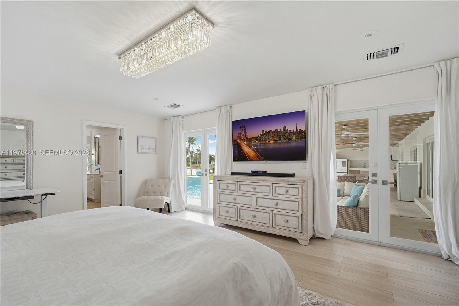 11012 Southwest 117th Street Miami, FL 33176 - Photo 57 of 98