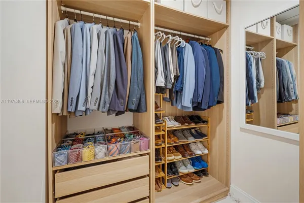 $1,699,000 | 11012 Southwest 117th Street, Miami, FL 33176