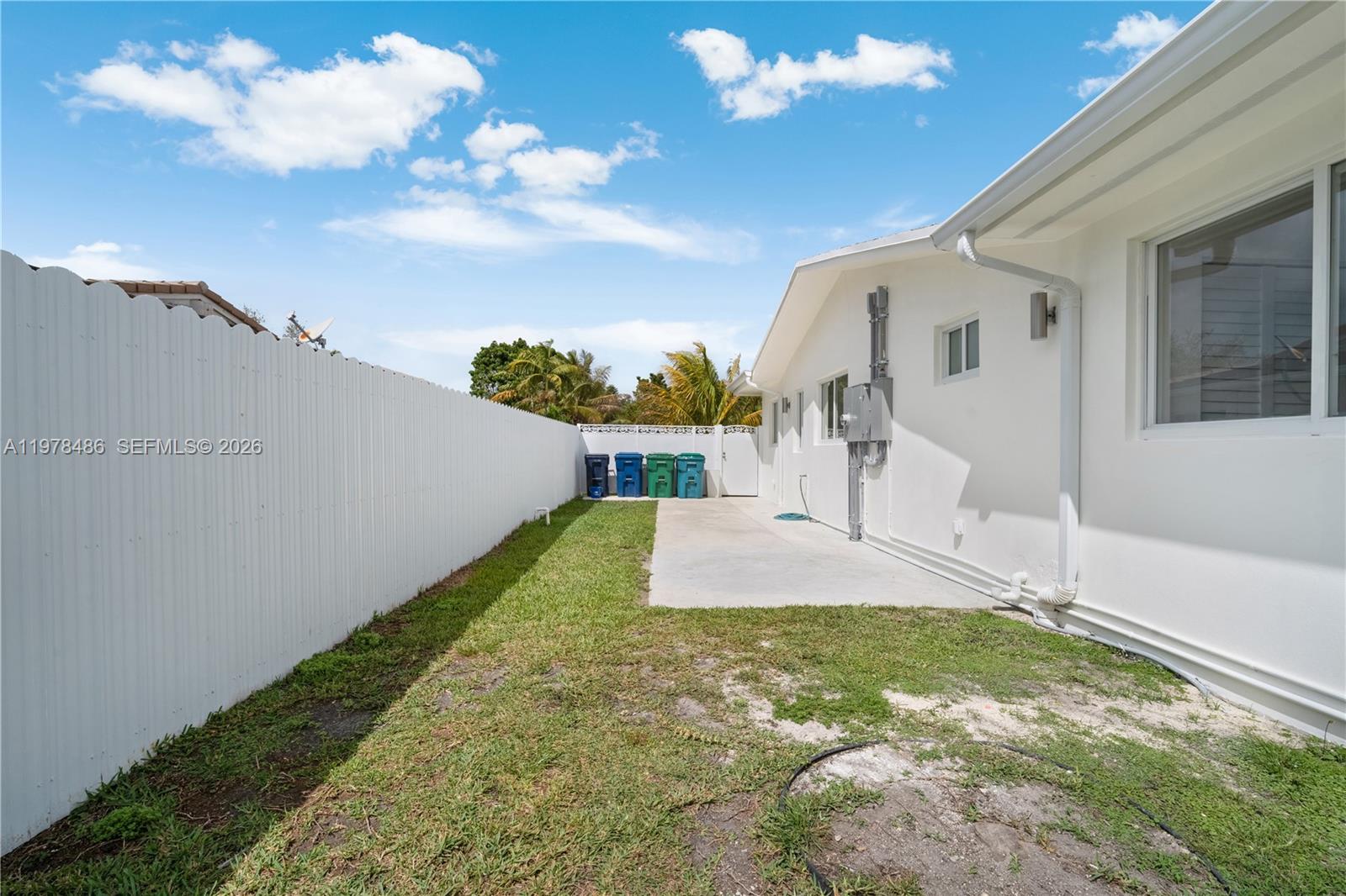 11012 Southwest 117th Street Miami, FL 33176 - Photo 8 of 98