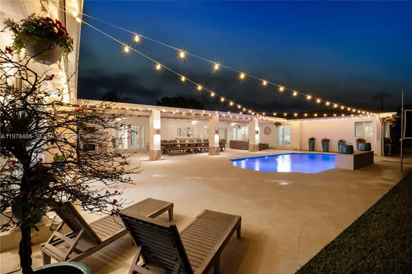 $1,699,000 | 11012 Southwest 117th Street, Miami, FL 33176