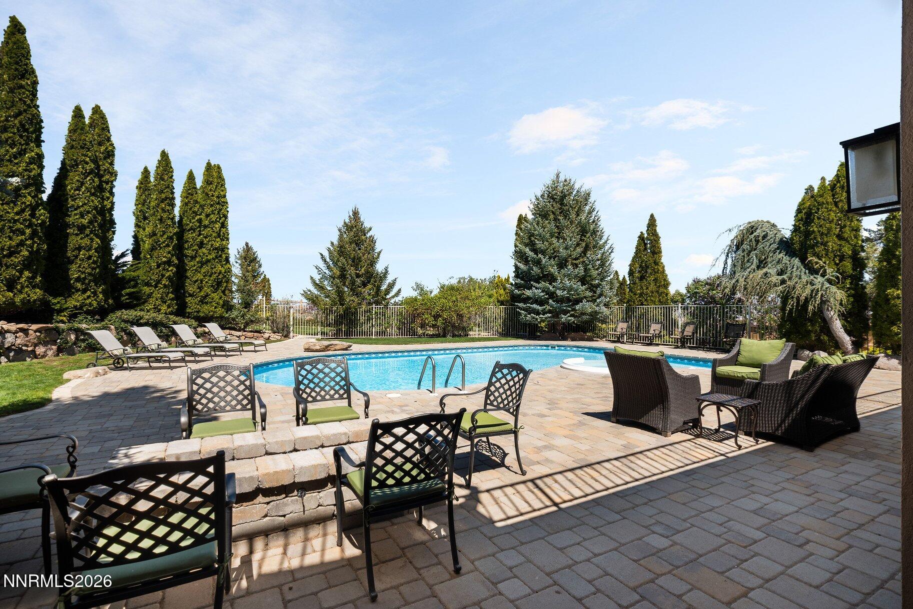 14070 Saddlebow Drive Reno, NV 89511 - Photo 11 of 64 011_14070saddlebowdr-19_336